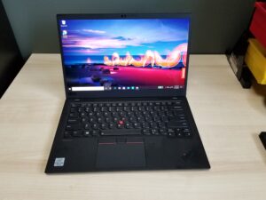 Lenovo: il ThinkPad X1 Carbon Gen 8 con Fedora sbarca sul Web Store!
